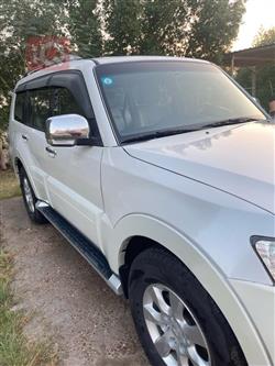 ميتسوبيشي باجيرو